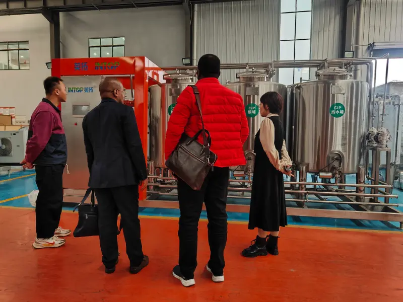 INTOP har med succes etableret en produktionslinje for renset vand i Tanzania